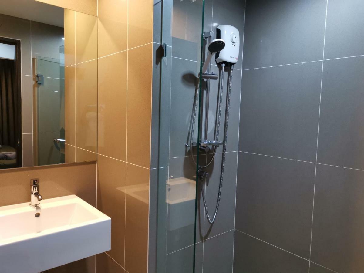 5 Floor - Centrio Condominium In Phuket Town - 30 Mins To Beaches المظهر الخارجي الصورة